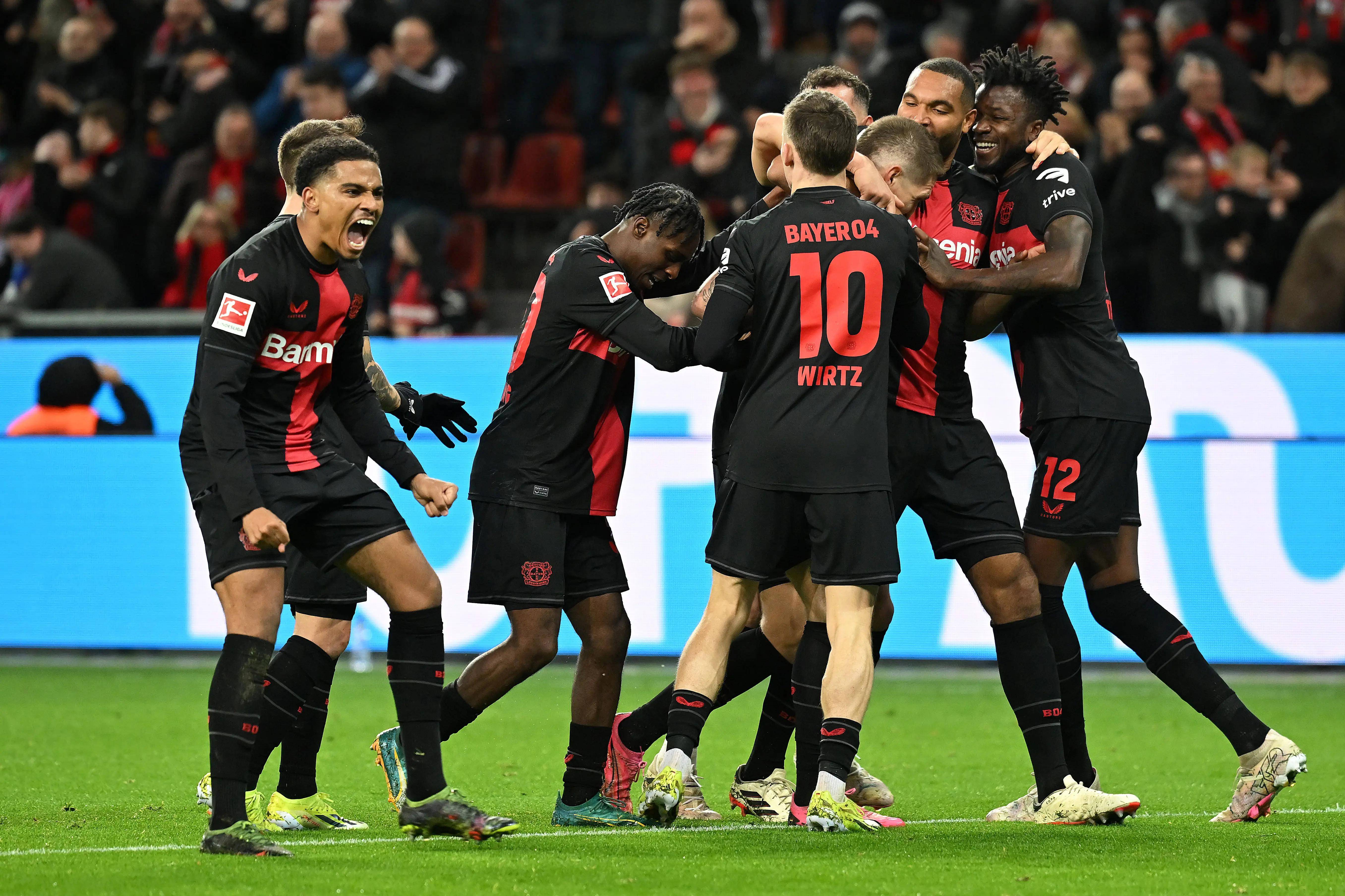 勒沃库森捍卫主场荣耀，提高实力迎接挑战